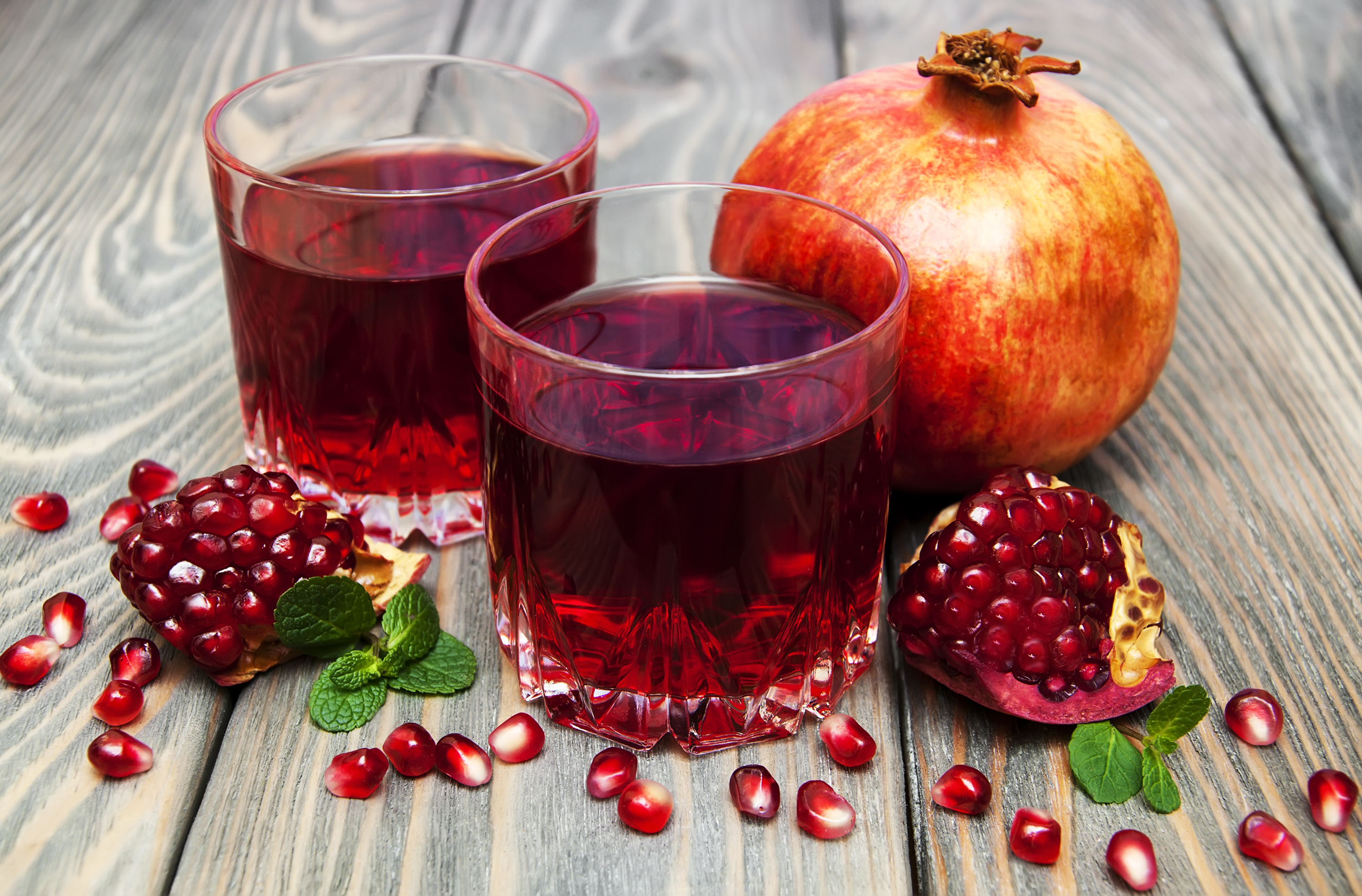 two glasses of pomegranate juice